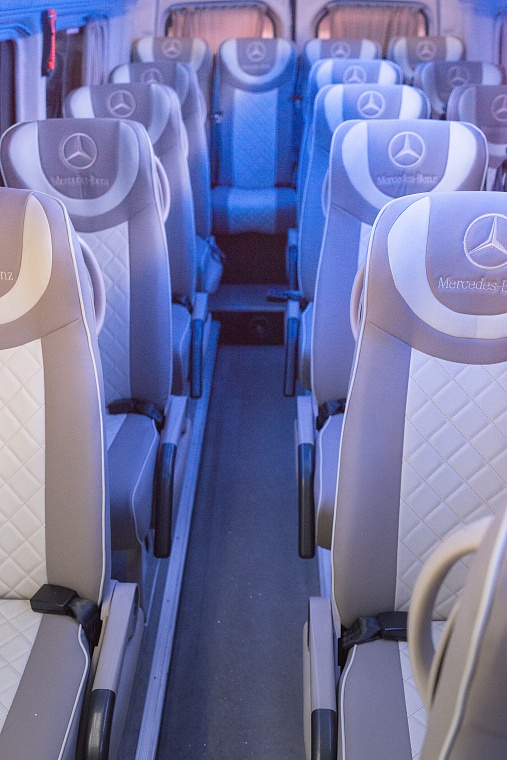 Mercedes-Benz Sprinter Белый 20 мест