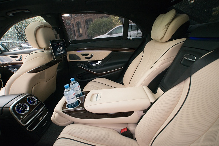 Mercedes-Benz S-класс 222 белый