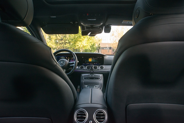 Mercedes-Benz E-Класс 213 белый