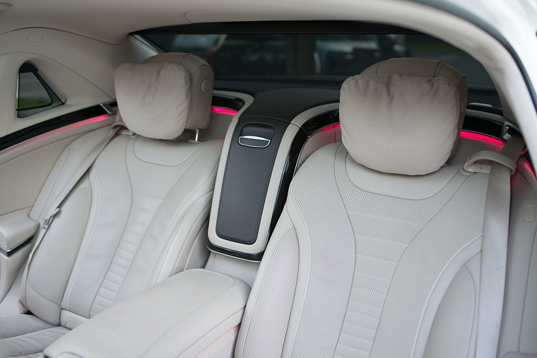 Mercedes-Benz Maybach S-класс 222 Белый
