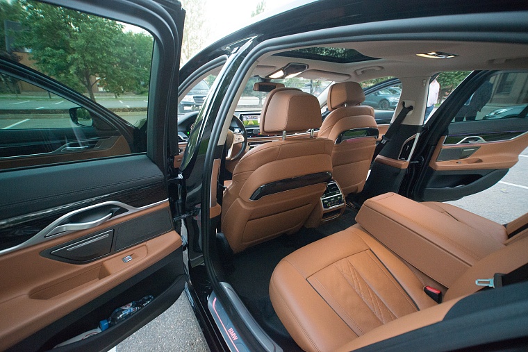 BMW-7