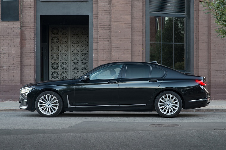 BMW-7