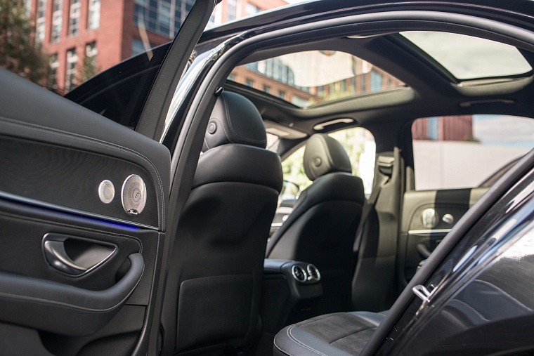 Mercedes-Benz E-Класс 213 черный