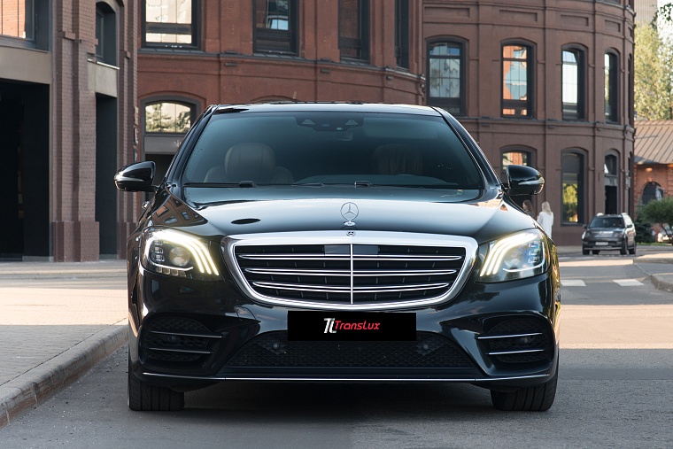 Mercedes-Benz S-класс 222 черный