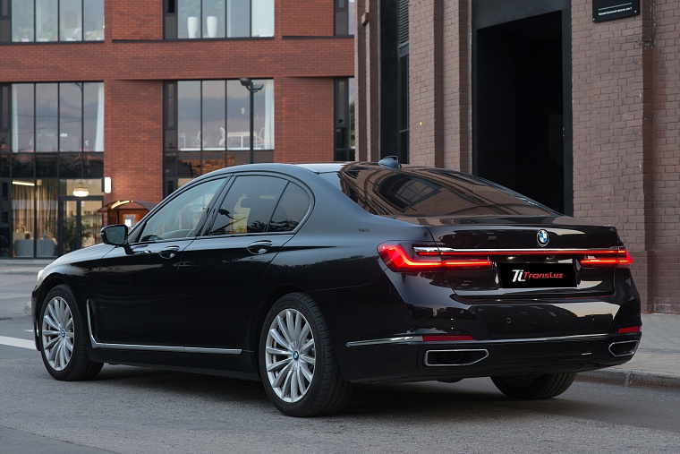 BMW-7
