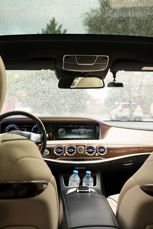 Mercedes-Benz S-класс 222 белый