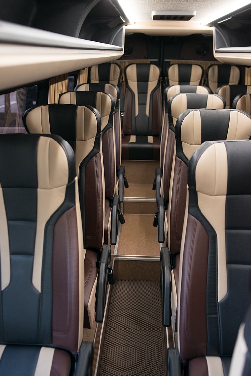 Mercedes-Benz Sprinter 907 Белый 19 мест