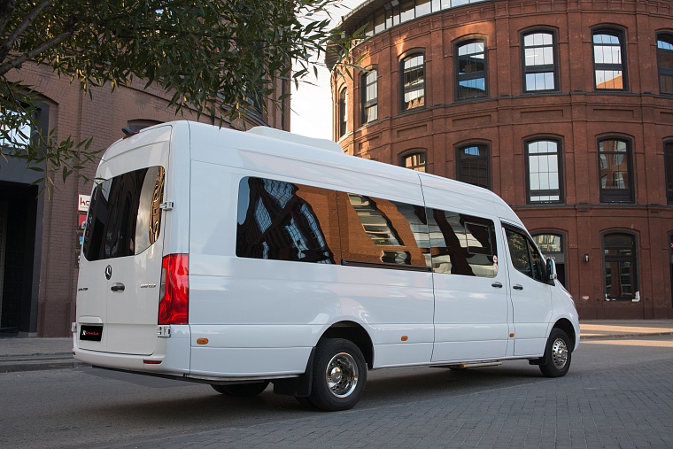 Mercedes-Benz Sprinter 907 Белый 19 мест