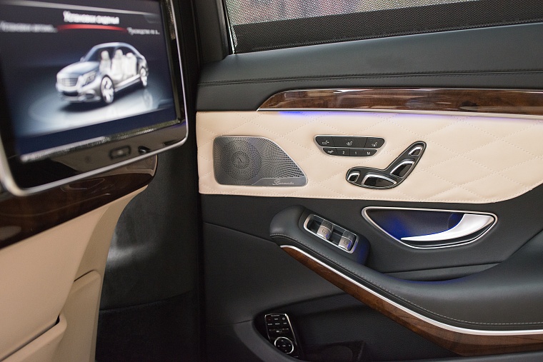 Mercedes-Benz S-класс 222 белый