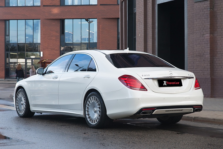 Mercedes-Benz S-класс 222 белый