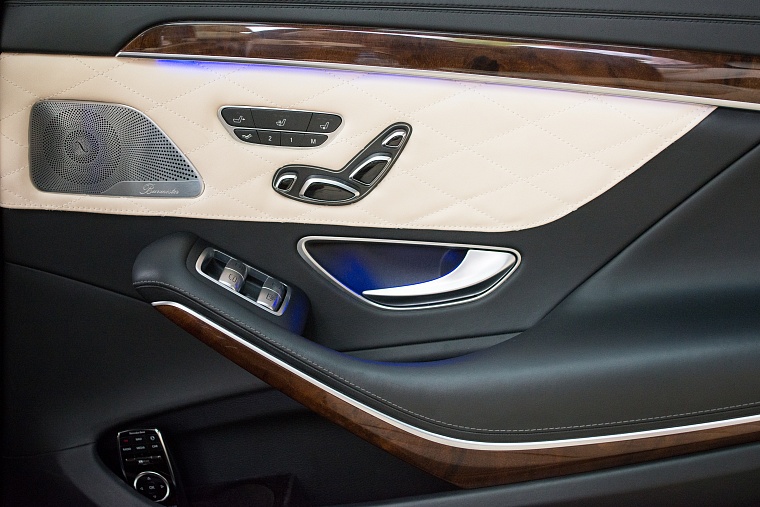 Mercedes-Benz S-класс 222 белый