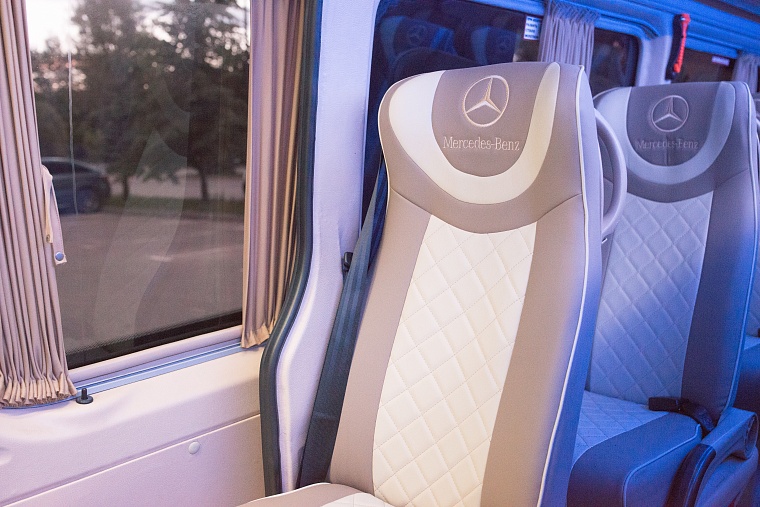 Mercedes-Benz Sprinter Белый 20 мест
