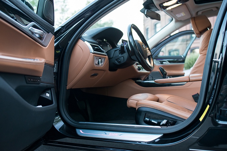 BMW-7