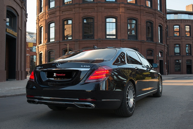 Mercedes-Benz Maybach S-класс 222  черный