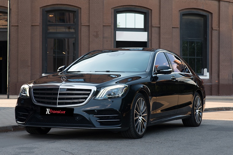 Mercedes-Benz S-класс 222 черный