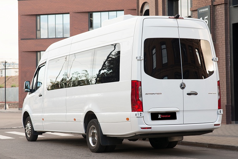 Mercedes-Benz Sprinter 907 Белый 19 мест
