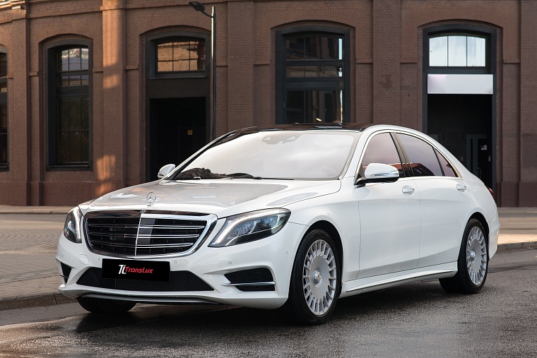 Mercedes-Benz S-класс 222 белый