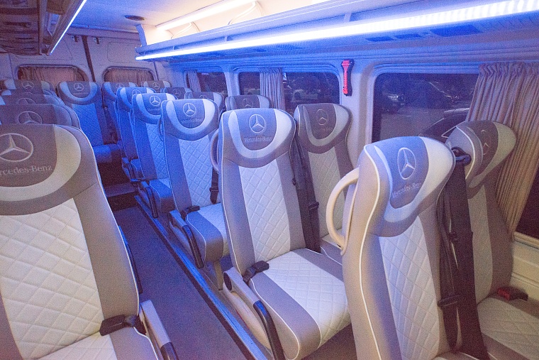 Mercedes-Benz Sprinter Белый 20 мест