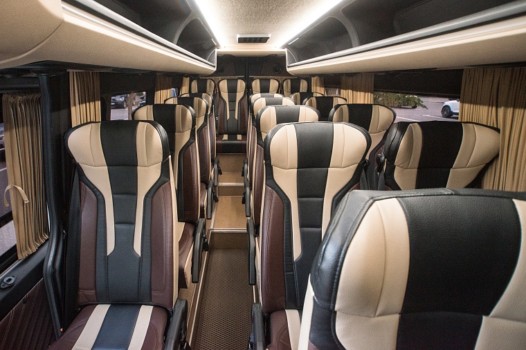 Mercedes-Benz Sprinter 907 Белый 19 мест