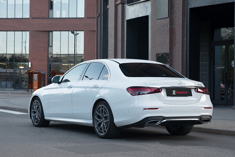 Mercedes-Benz E-Класс 213 белый